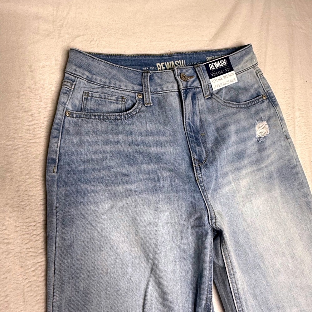 Rewash Vintage Reunion Super High Rise Wide Leg Jeans Light Wash Distressed 3/26